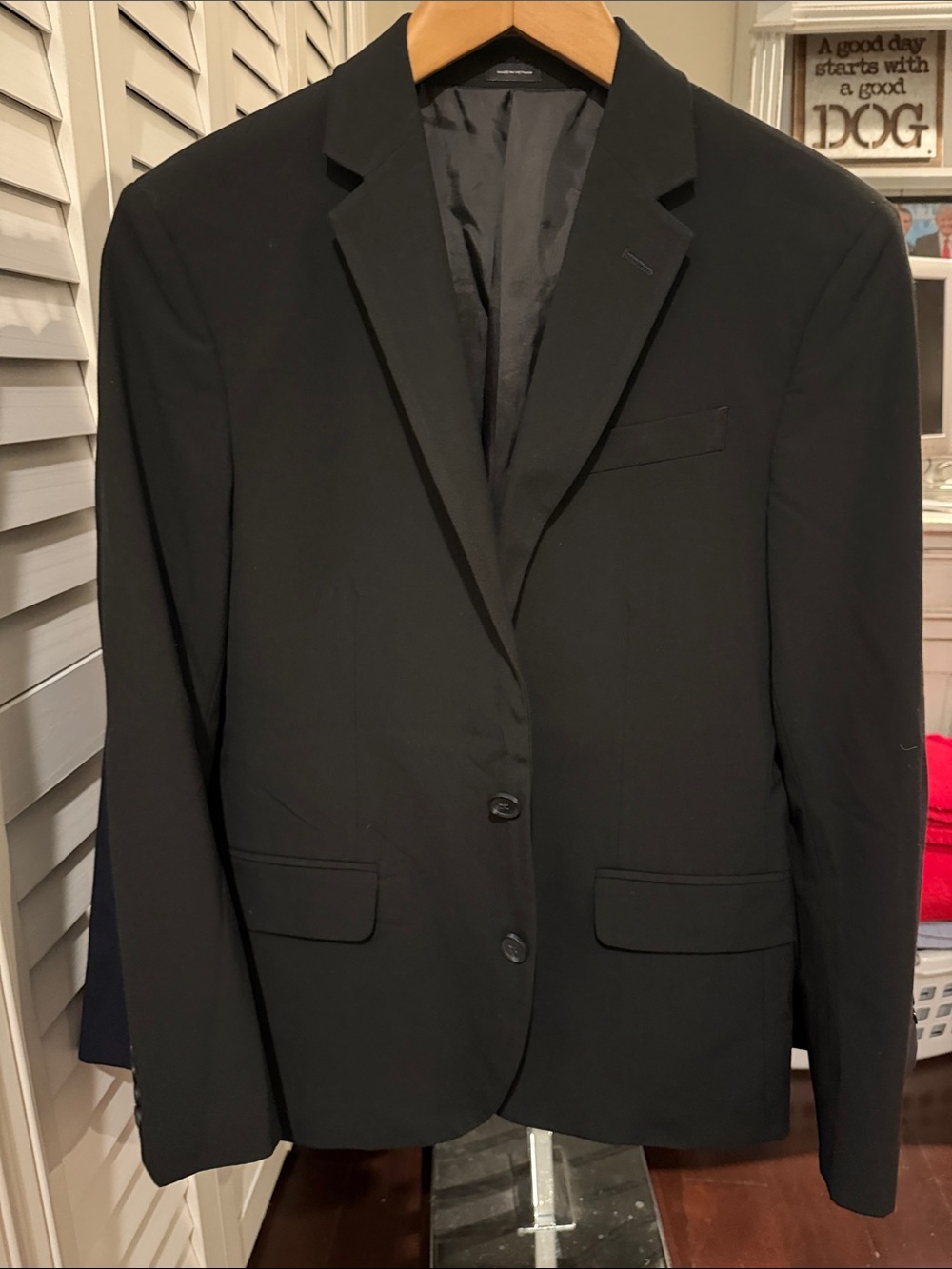 jf j.ferrar Men's Black Two-Button Suit Blazer